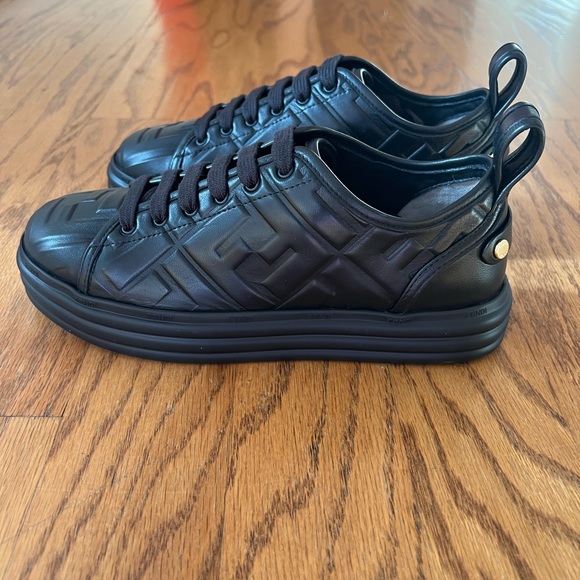 😊SOLD😊Fendi FF-embossed black leather flatform sneakers in 36.5 - Picture 1 of 12